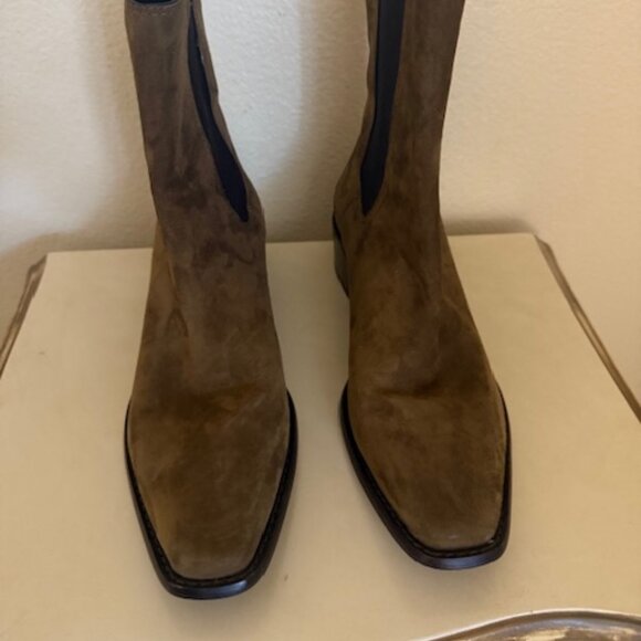 TORY BURCH MEDALLION CHELSEA ANKLE BOOT SUEDE RIVER ROCK 6.5 - Picture 1 of 5